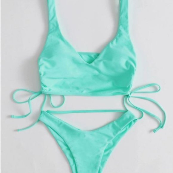 brazilian scrunch bottom one piece swimwear